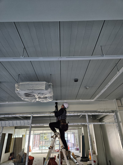 천장형 에어컨 설치 및 갈바공사 현장