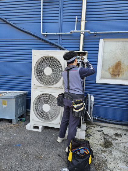 스탠드냉난방기 80평형 에어컨 철거 및 이전설치 현장